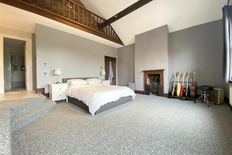 53 Manchester Road, Wilmslow, SK9 2JB