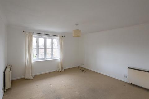2 bedroom flat for sale, Middlewood Park, Fenham, Newcastle upon Tyne