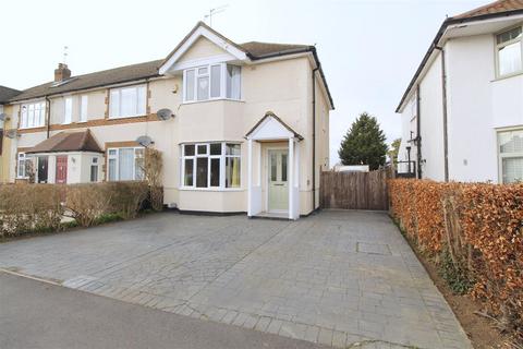 10 Hart Road, Byfleet, West Byfleet, KT14 7NQ