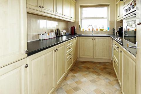 16 Channel Keep, Littlehampton, BN17 5NQ