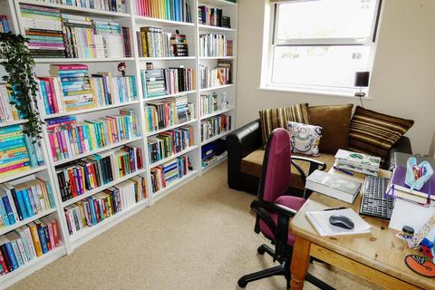 16 Channel Keep, Littlehampton, BN17 5NQ