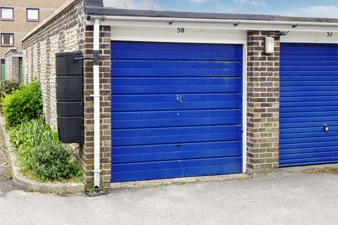 16 Channel Keep, Littlehampton, BN17 5NQ