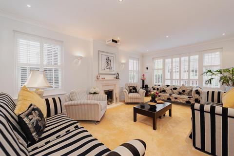 30 Sutton Lane, Banstead, SM7 3RB