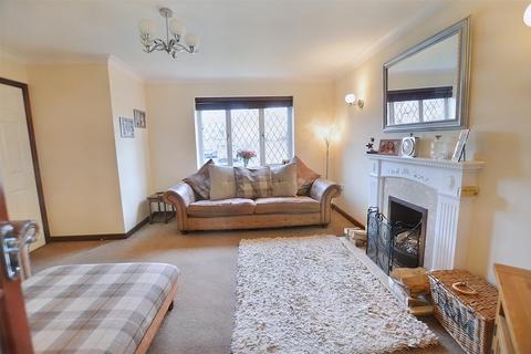 4 bedroom detached house for sale, Chequers Close, Briston, Melton Constable