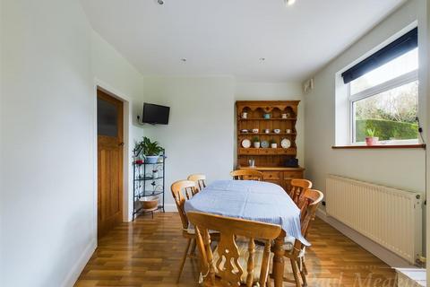 104 Croham Valley Road, South Croydon, CR2 7JD