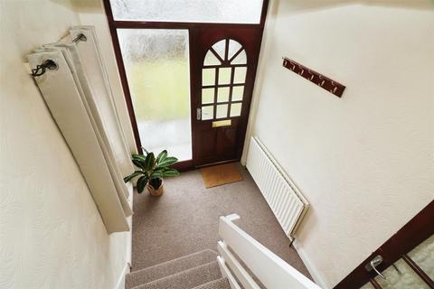 3 bedroom semi-detached house for sale, Warren Road, Wickersley, Rotherham