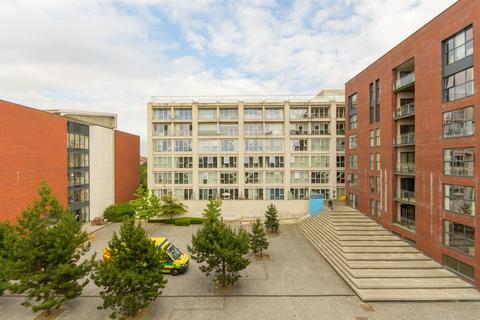 2 bedroom flat for sale, Airpoint, Bedminster