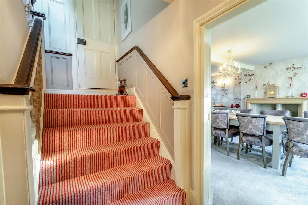 8565600-interior29v2.jpg