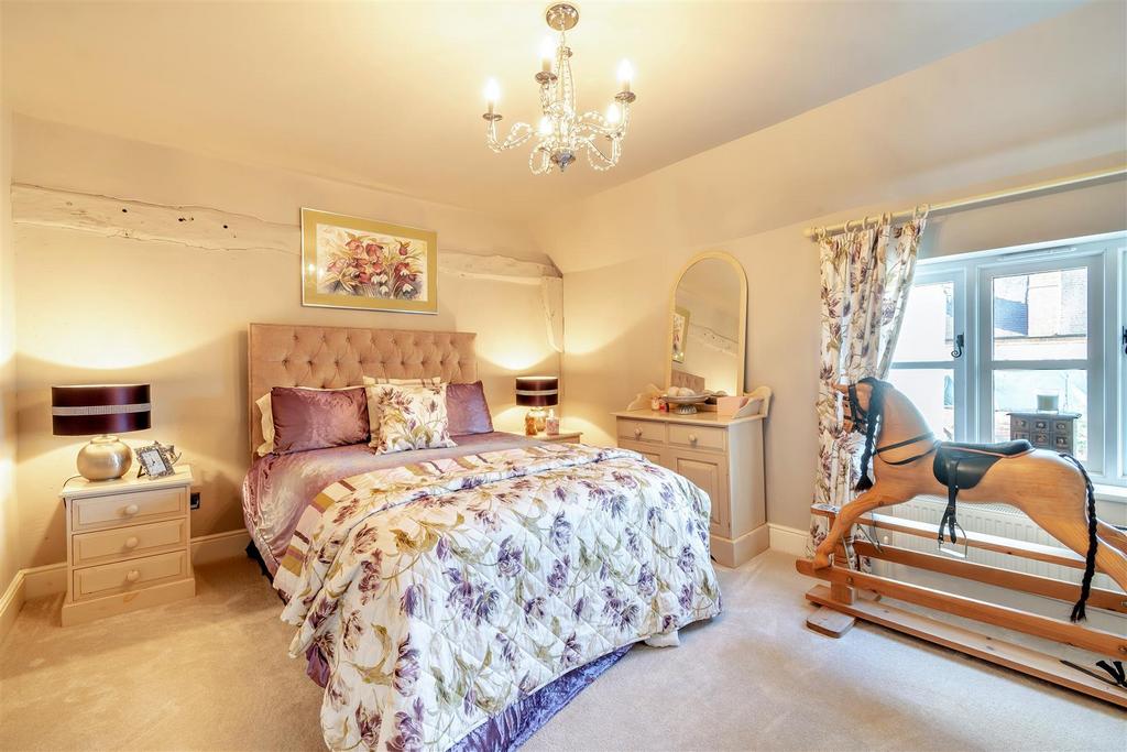 8565600-interior05v2.jpg