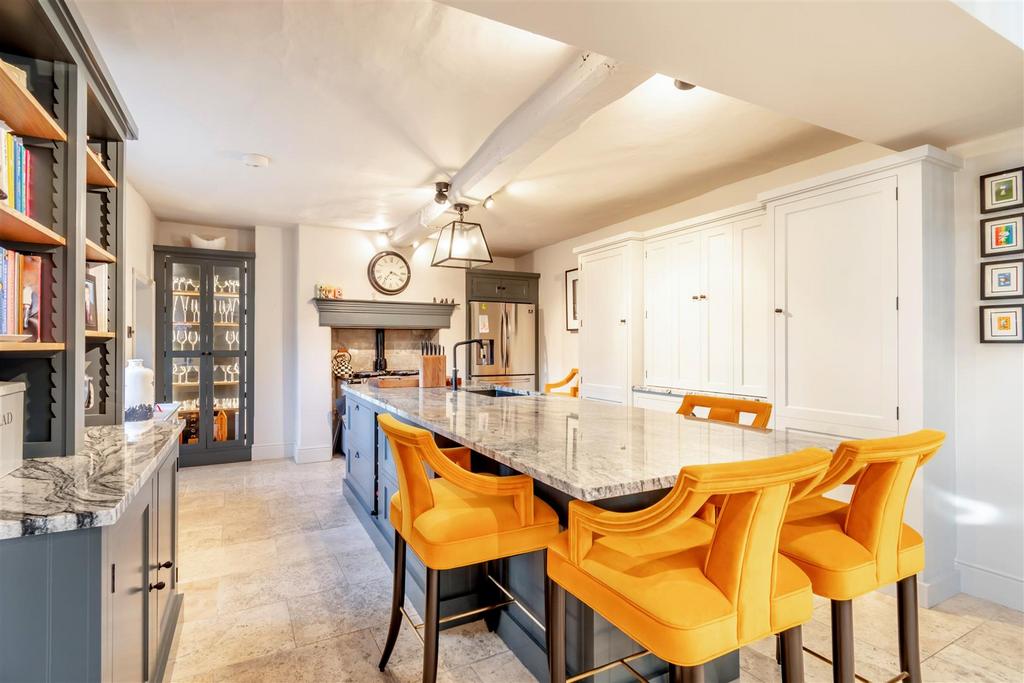 8565600-interior39v2.jpg