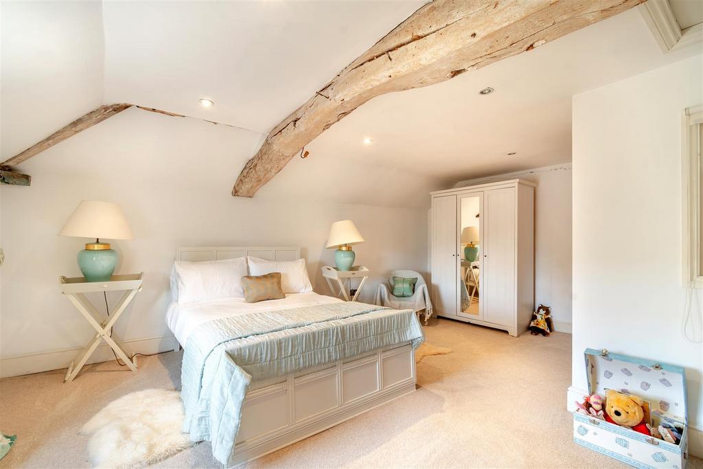 8565600-interior15v2.jpg