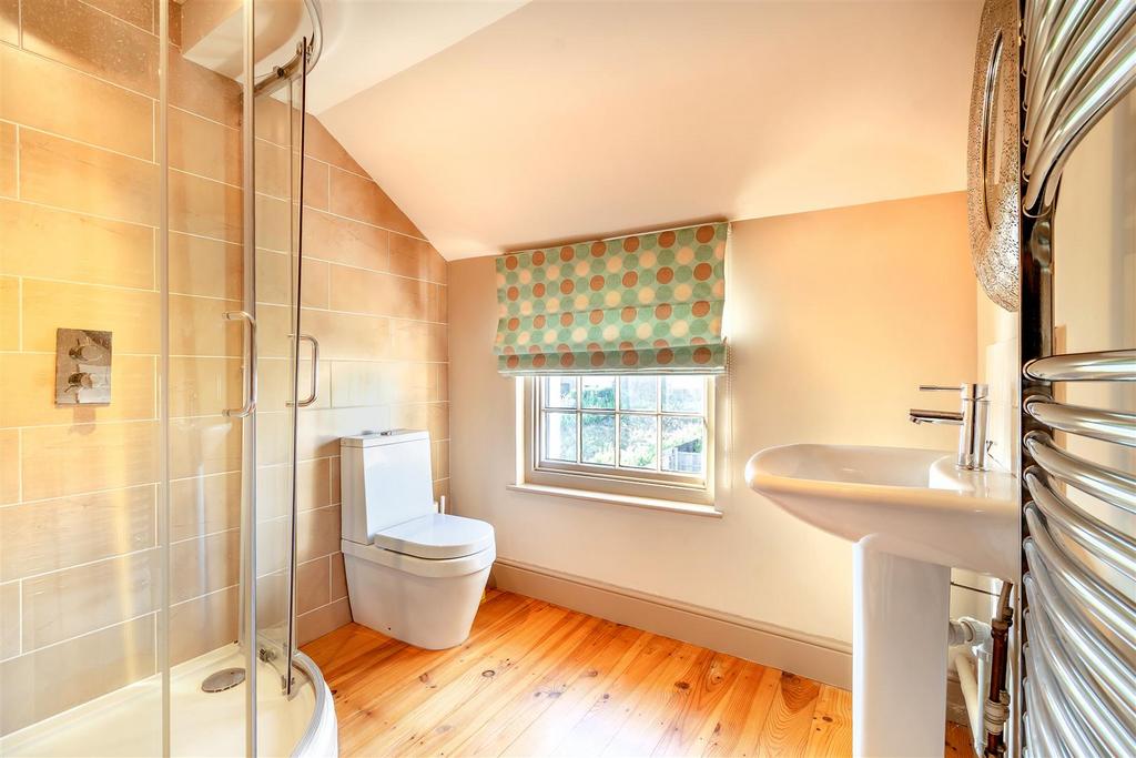 8565600-interior20v2.jpg