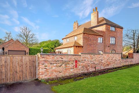 5 bedroom house for sale, Tamworth Road, Corley
