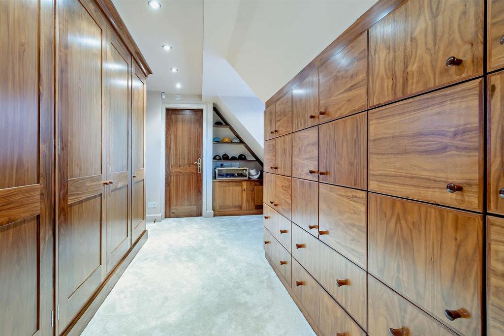 8546953-interior10-800.jpg