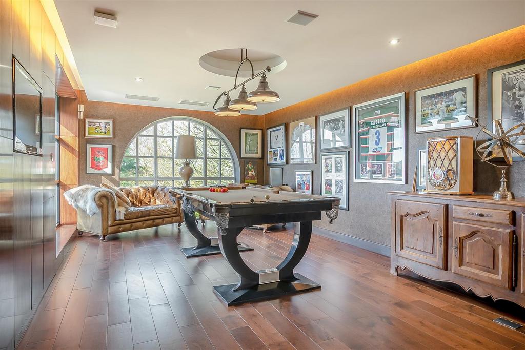 Holmewood Games Room