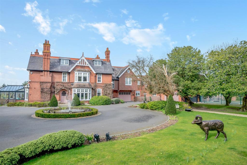 Holmewood Front
