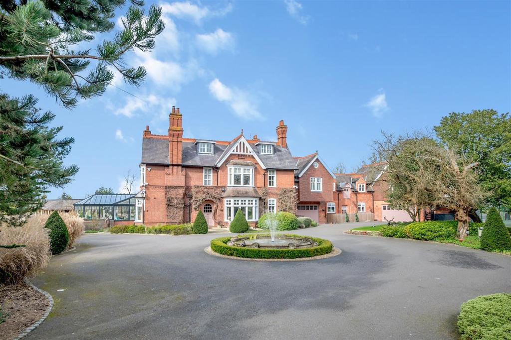Holmewood Front