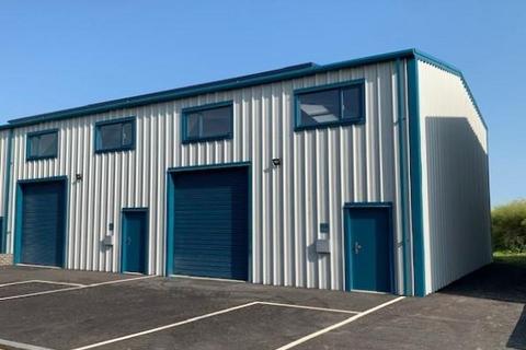 Industrial unit to rent - Maple Leaf Business Park, Manston, Ramsgate