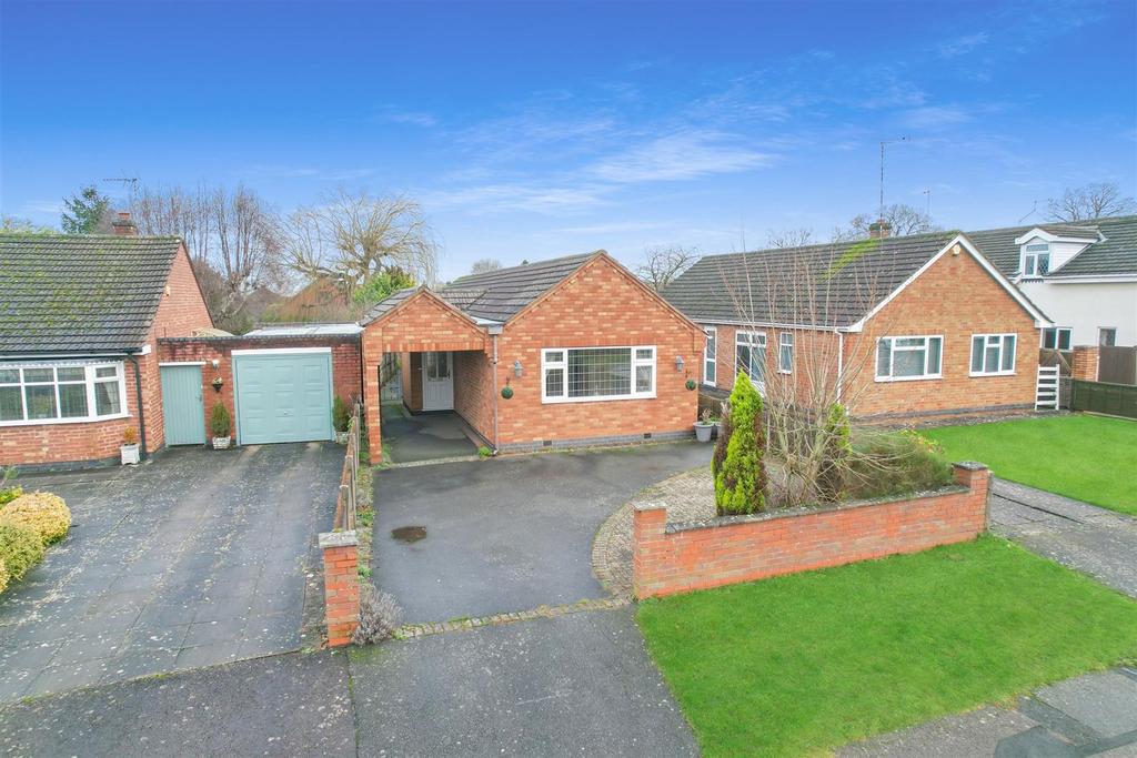 Heather Road, Binley Woods 2 bed detached bungalow for sale - £400,000