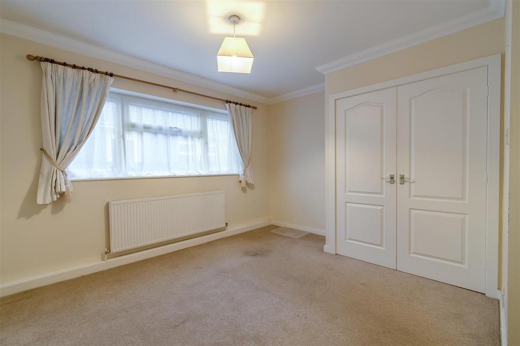 8580396-interior06.jpg