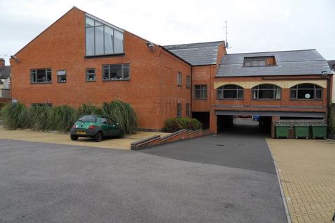 undefined, Earl Manor, Melton Street