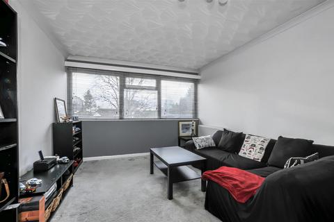 2 bedroom flat for sale, Lindiswara Court, Watford Road, Croxley Green, Rickmansworth