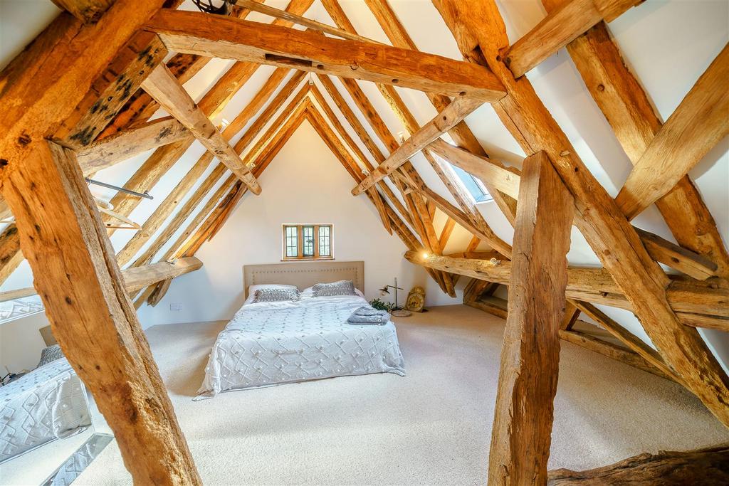8438396-Interior11.jpg