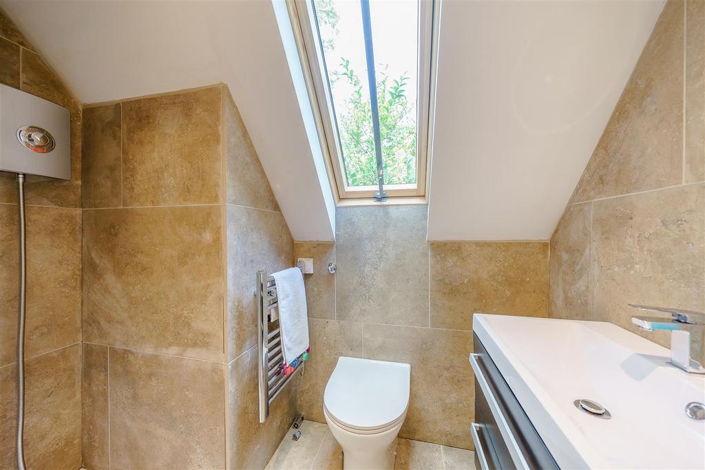 8438396-Interior24.jpg