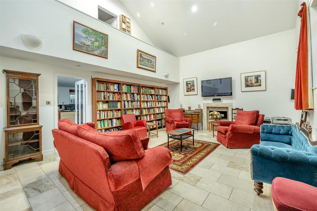 Gregory Avenue, Stivichall 5 bed detached bungalow for sale £725,000