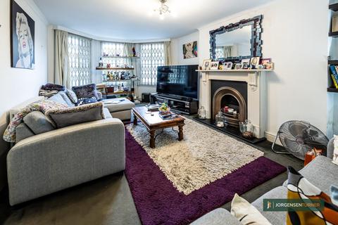 2 bedroom flat for sale, Two Bedroomed Maisonette, Mapesbury Conservation Area