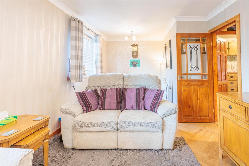 55 Crieff Road, Perth 1 bed ground floor flat for sale £70,000