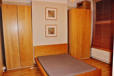 Ground Floor Flat, 210 Herbert Road, London, SE18 3QD