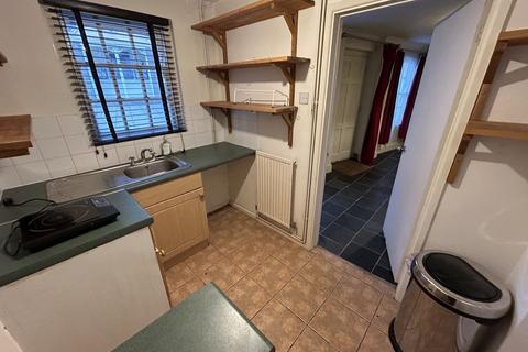 22 Lion Street, Brecon, LD3 7AU