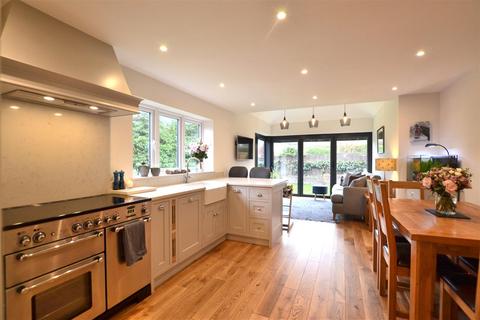 1 Barn Meadow Close, Church Crookham, Fleet, GU52 0YB