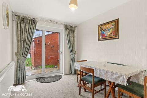 37 Lower Swaines, Epping, CM16 5ES