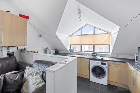 5 bedroom flat to rent - Arthur Street, Nottingham NG7