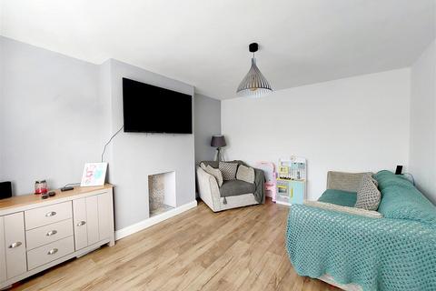 3 bedroom semi-detached house for sale, Plas Croeso, Gorseinon, Swansea