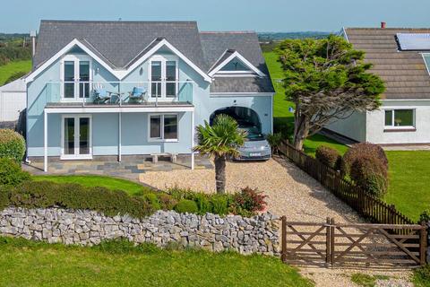 5 bedroom detached house for sale, 27 East Cliff, Pennard, Swansea