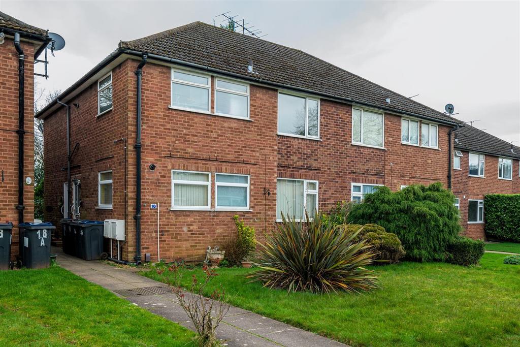 Marlpit Lane, Four Oaks, Sutton Coldfield 2 bed for sale £