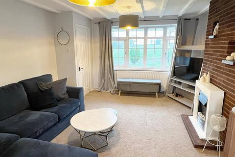 6 Vaughan Close, Sutton Coldfield, B74 4XR