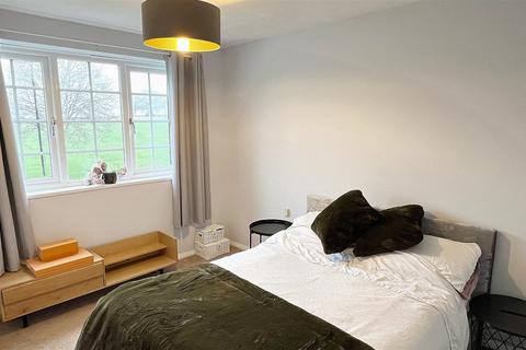 6 Vaughan Close, Sutton Coldfield, B74 4XR