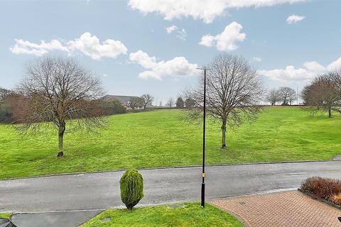 6 Vaughan Close, Sutton Coldfield, B74 4XR