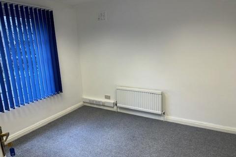 Office to rent - Park Road, Peterborough, PE1