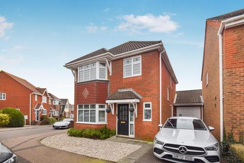 4 bedroom detached house for sale, Beaulieu Drive, Pevensey BN24