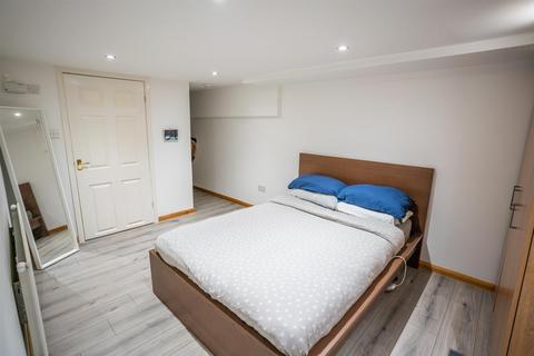 2 bedroom maisonette to rent, Barrack Court, Barrack Road, Newcastle Upon Tyne