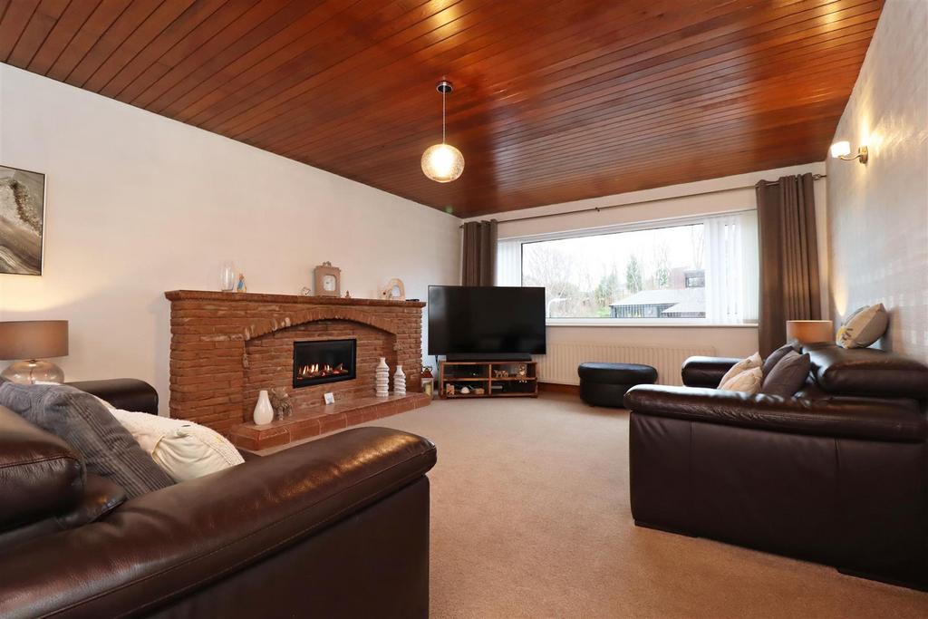 Valley Drive, Yarm, TS15 9JQ 5 bed house for sale £575,000