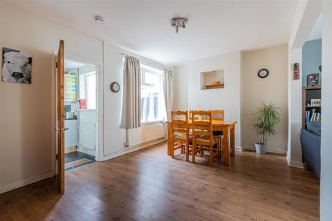 3 bedroom end of terrace house for sale, Theobald Road, Cardiff CF5
