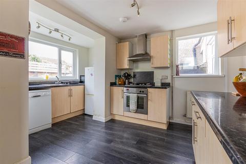 16 Theobald Road, Cardiff, CF5 1LR