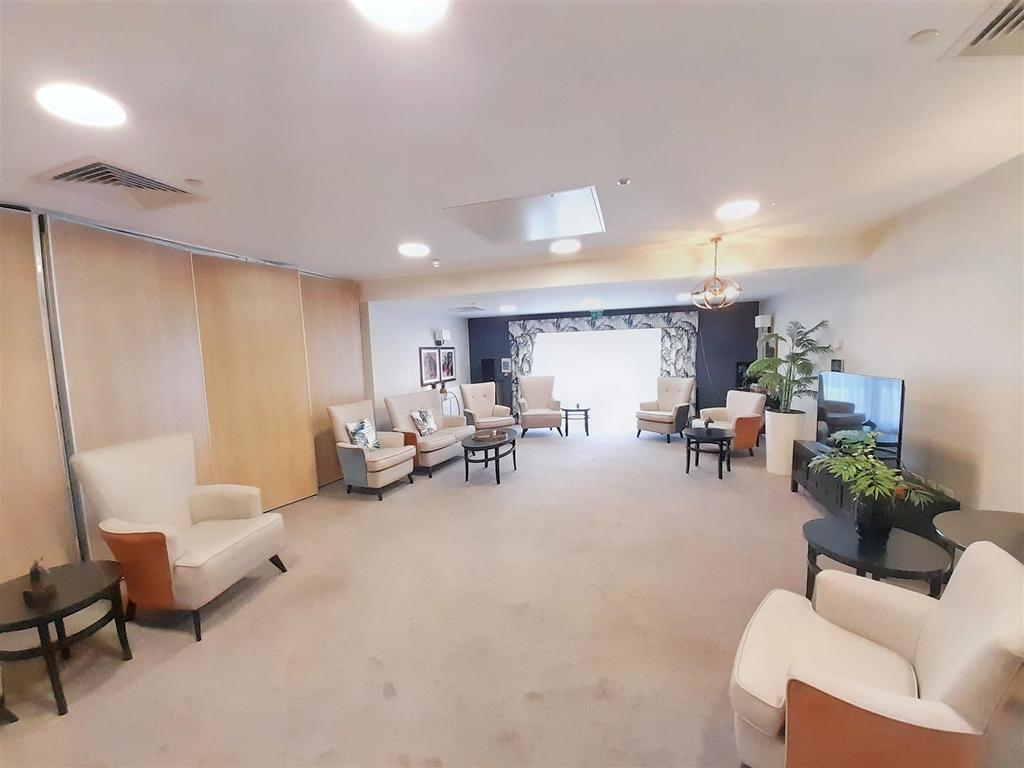 Residents Lounge 2 new.jpg