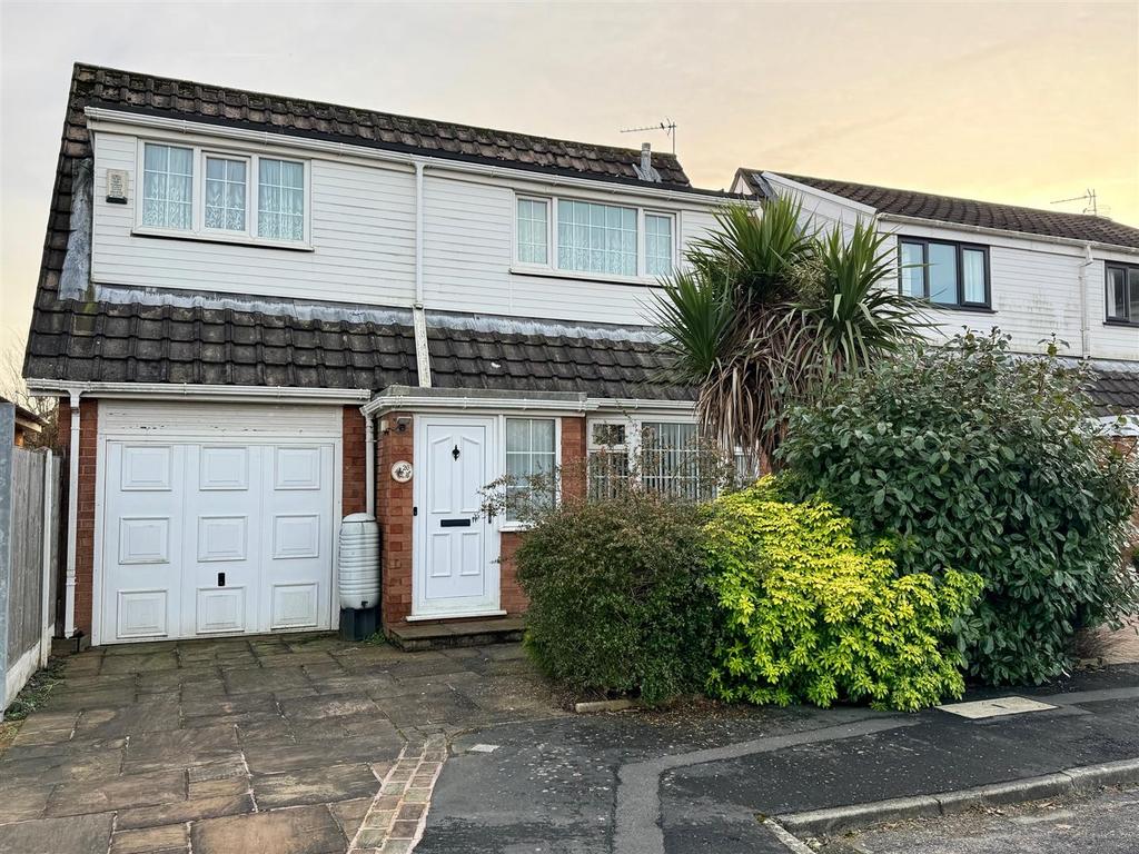Molyneux Place, Lytham 3 bed detached house for sale £298,950